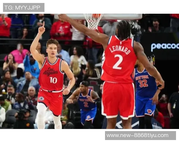 泰伦卢称赞首发球员首节表现出色展现良好比赛风格